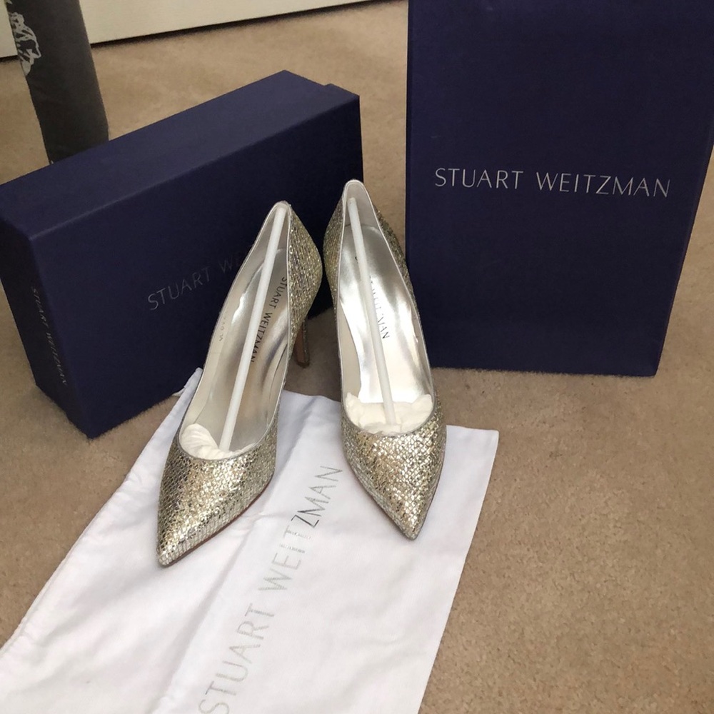 NWT Stuart Weitzman Silver dress shoes.